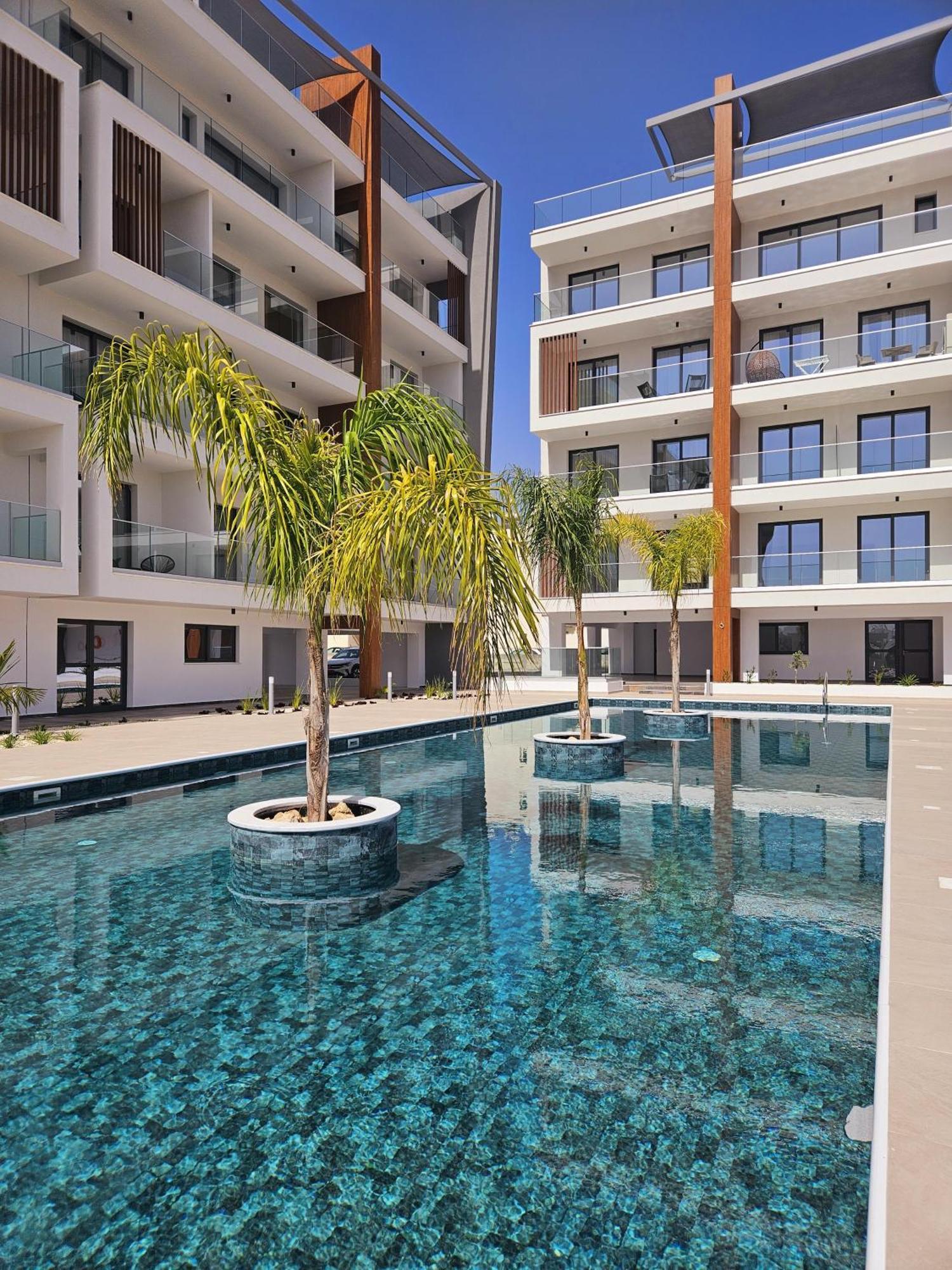 Superior Apartment, Universal Residences *