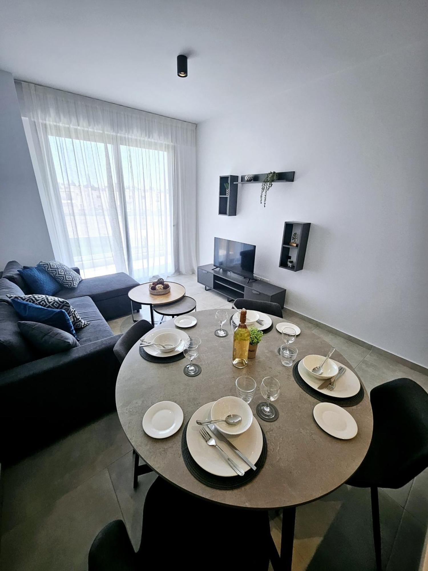 Superior Apartment, Universal Residences