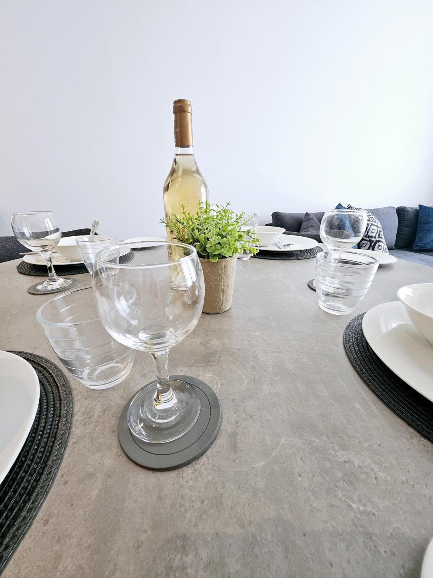 Superior Apartment, Universal Residences *